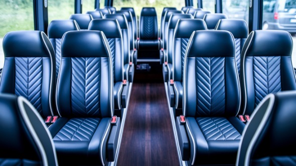davenport 15 passenger minibus rental